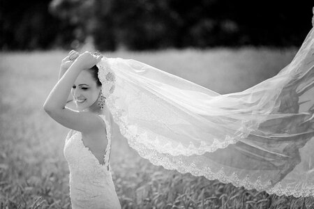Gorgeous pretty bride photo