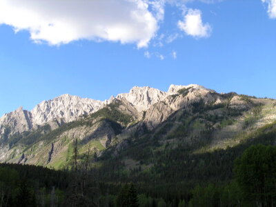 Canadian Rocky Mountain Parks trekking photo