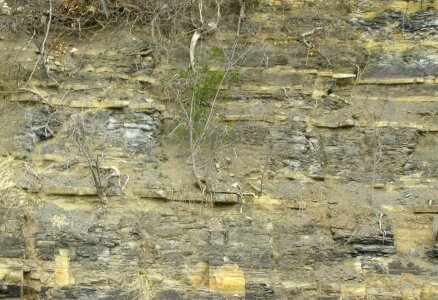 Outcrop shale photo