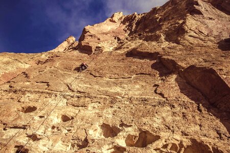 Canyon cliff daylight photo
