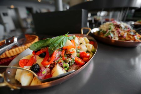 Salad Bar salad cafeteria