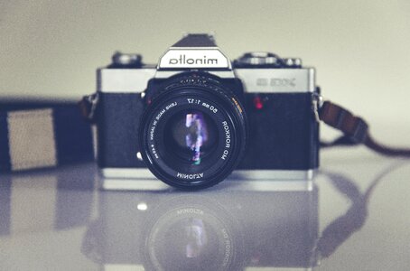 Analog analogue antique