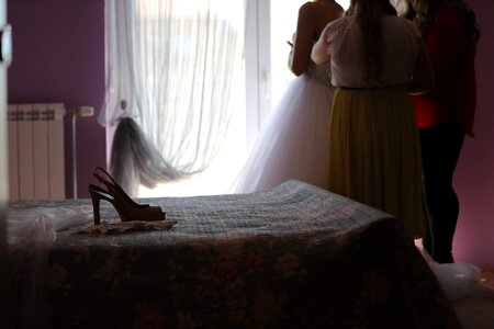 Bed bedroom bride photo