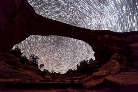 Long exposure landscape starry photo