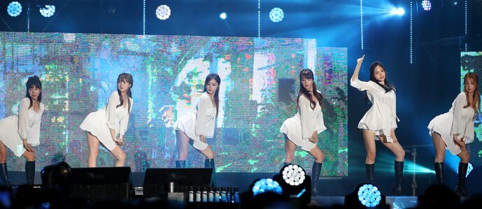 2012 K-POP World Festival Special Performance by A Pink photo
