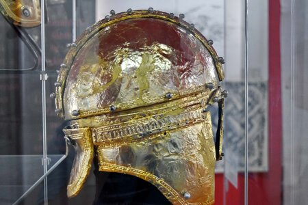 Art detail helmet