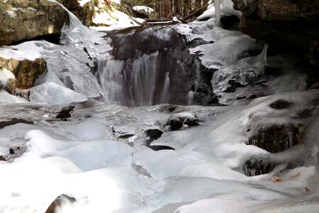 Frosty rocky river snow