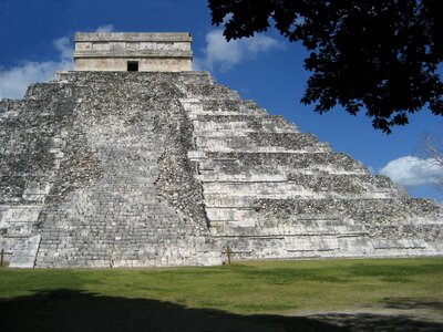 Pyramid temple mexico