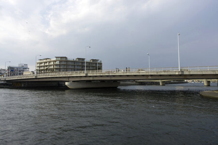 25 Enoshima