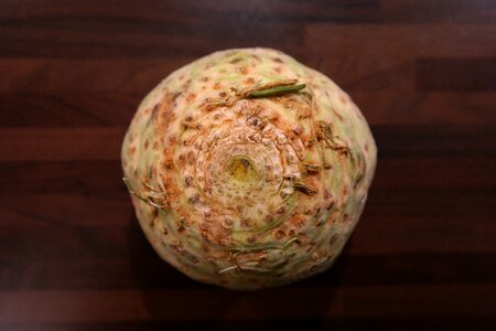 Turnip tuber apium graveolens var rapaceum