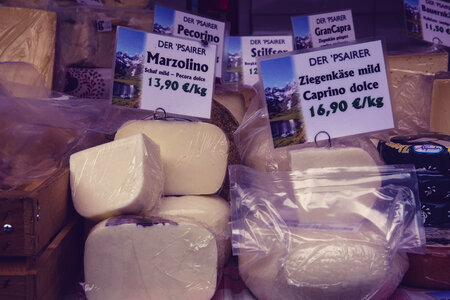 Cow Milk Cheese Farmers Market