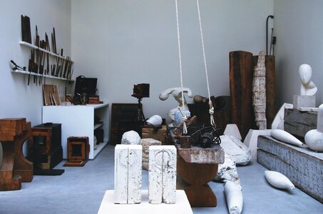 Art furniture house