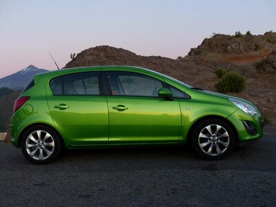 Corsa green grass green photo