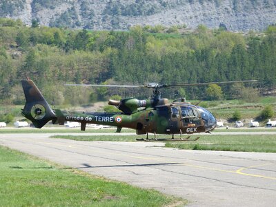 Army take off track