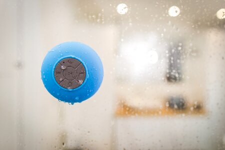 Waterproof Speaker Dripping photo