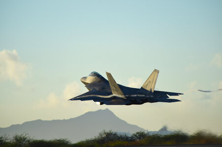 An F-22 Raptor from the Hawaii photo