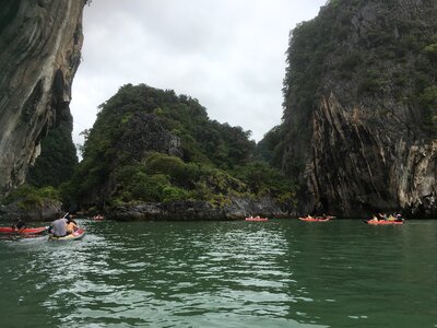 Koh Phi Phi Boat Tour in Phuket Thailand photo