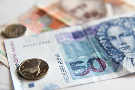 Buy cash croatia