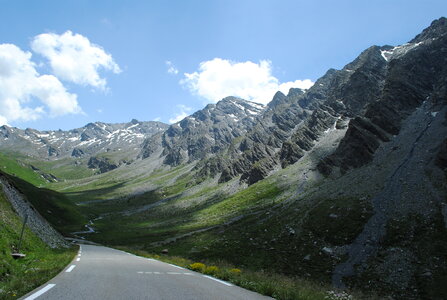 Mountain road photo