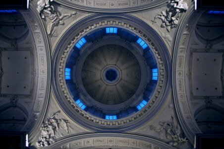 Construction cupola dome photo