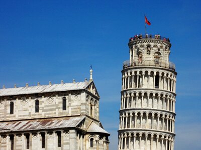 Pisa italy leaning tower photo
