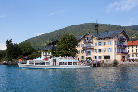 Tegernsee electric boat water photo