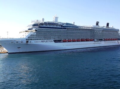 Cruise Ship expensive sea photo