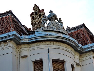 Baroque facade roof photo