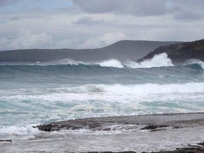 Sea swell wind photo