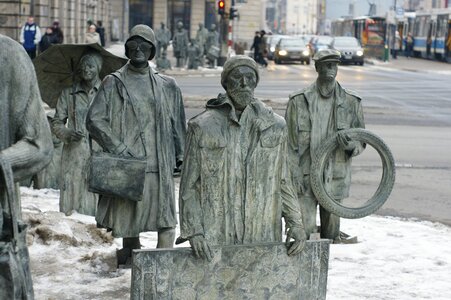 Sculpture wrocław street photo