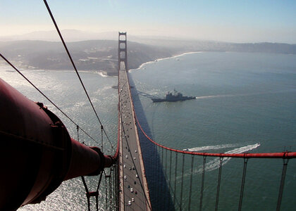 USS Mobile Bay arrives in San Francisco photo