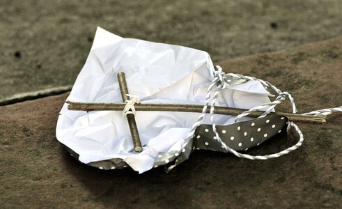 Cross paper religion