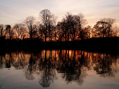 Water sunset mirroring