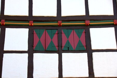 Window shutter pattern