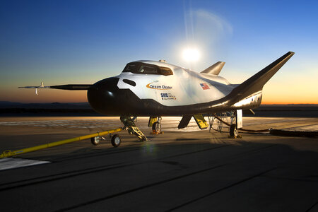 Dream Chaser flight vehicle systems