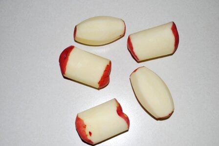 Peeled potato starch