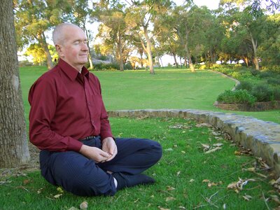 Meditate wat phra dhammakaya photo