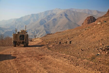 Mountains convoy sand