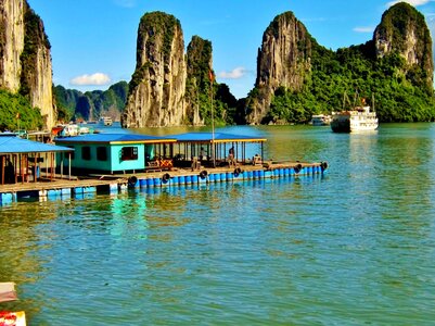 Vietnam water mountains photo