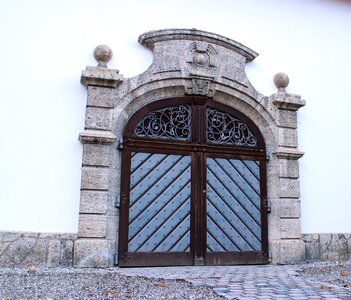 Round arch door wood photo