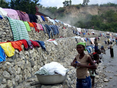 Clothes eat wash