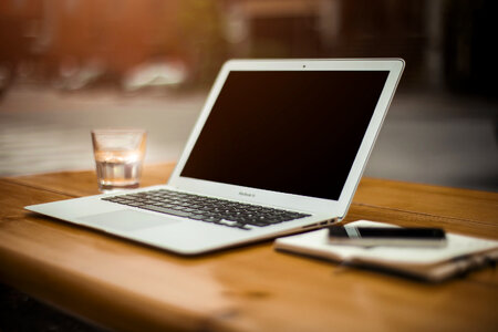 Apple MacBook Laptop