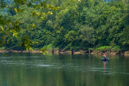 People fishing on the Cumberland River Tailwater-1