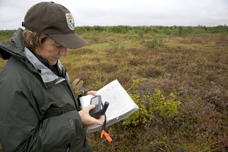 U.S. Fish and Wildlife Service biologist photo