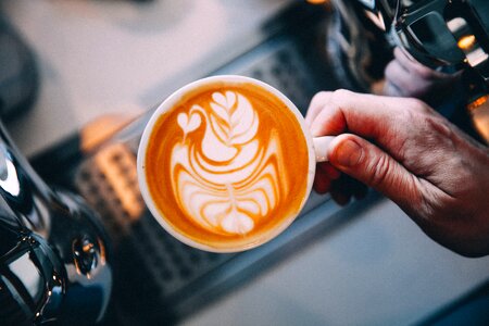 Barista latte art photo