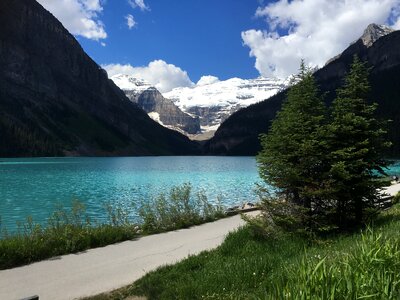 Lake Louise photo