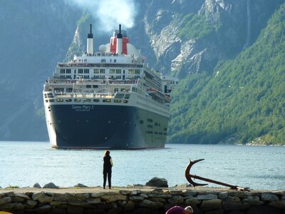 Norway fjord geiranger photo
