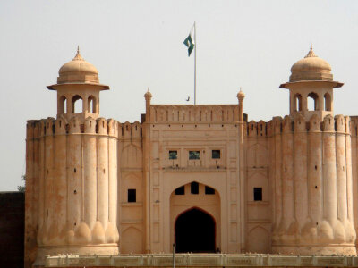 Alamgiri Gate in Lahore, Pakistan photo