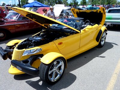 Car engine showcase