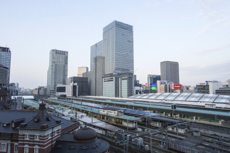 19 Tokyo Station